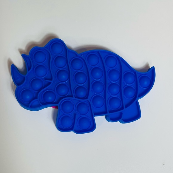 Walmart’s Way to Celebrate! Valentine’s Day Fidget Toys - Picture 3 of 4